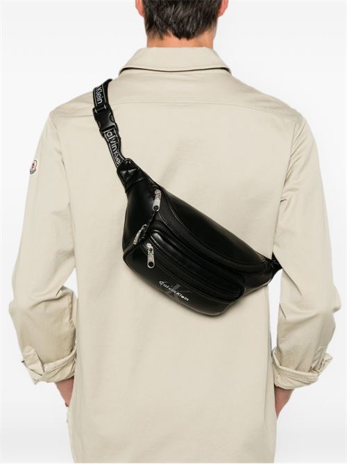 Marsupio uomo Calvin Klein nero in ecopelle Calvin Klein | LV04D3419GUB1